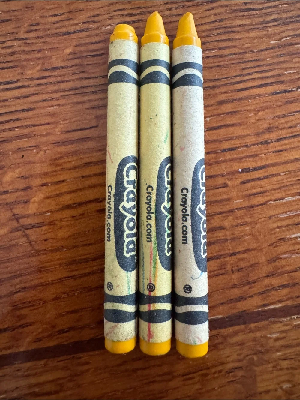 Set of 3 Pre-2017 Dandelion Yellow Crayola Crayons (retired color) collectible